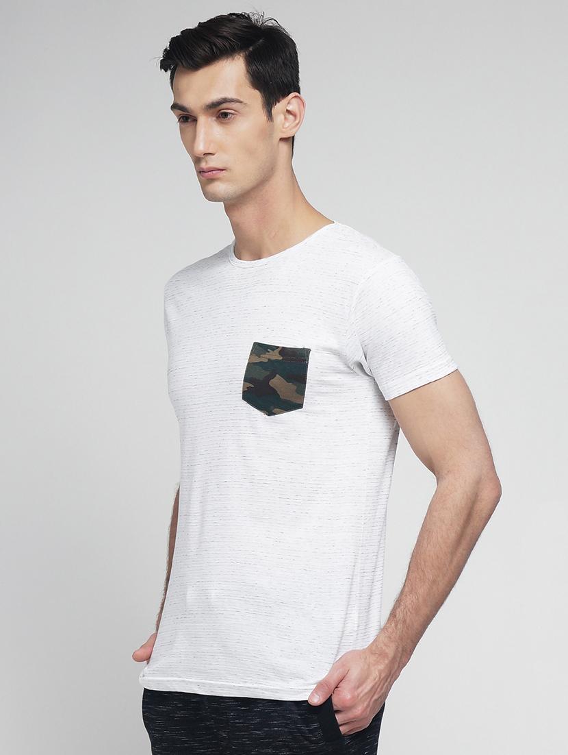 white cotton pocket t-shirt - 14773749 - Zoom Image - 2