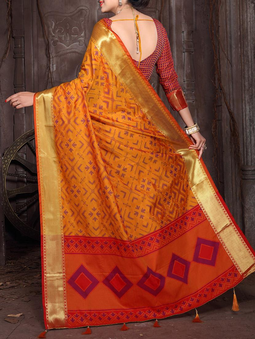 yellow woven saree with blouse - 14782481 - Zoom Image - 2