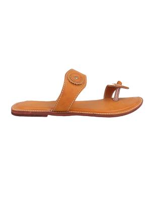 brown toe separator kolhapuri - 14894171 - Standard Image - 2