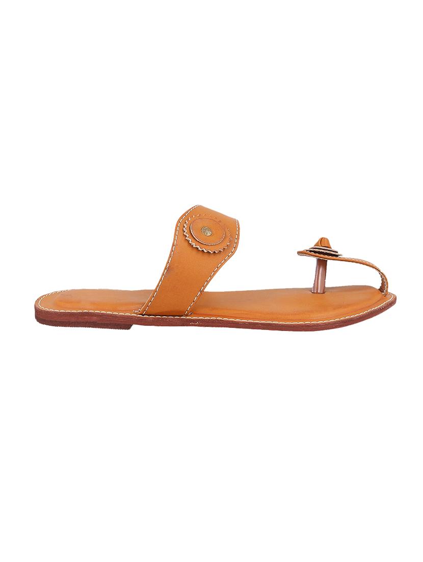 brown toe separator kolhapuri - 14894172 - Zoom Image - 2
