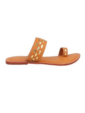 brown toe separator kolhapuri - 14894175 - Standard Image - 2