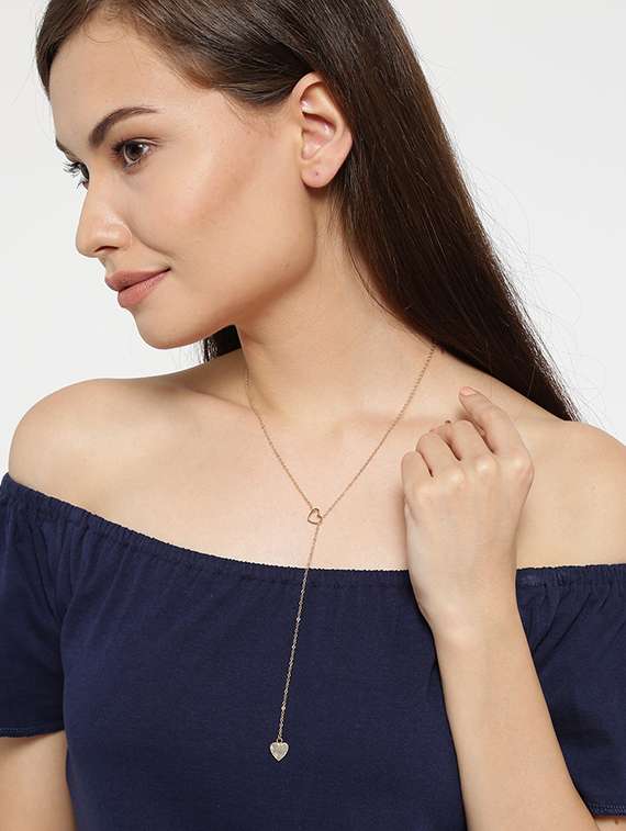 gold metal short necklace