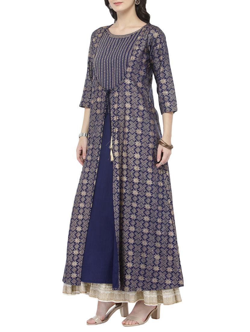 Embroidered kurta with skirt set - 14921203 - Zoom Image - 2