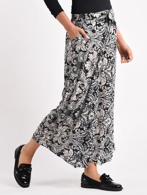 black printed rayon palazzo - 14961920 - Standard Image - 2