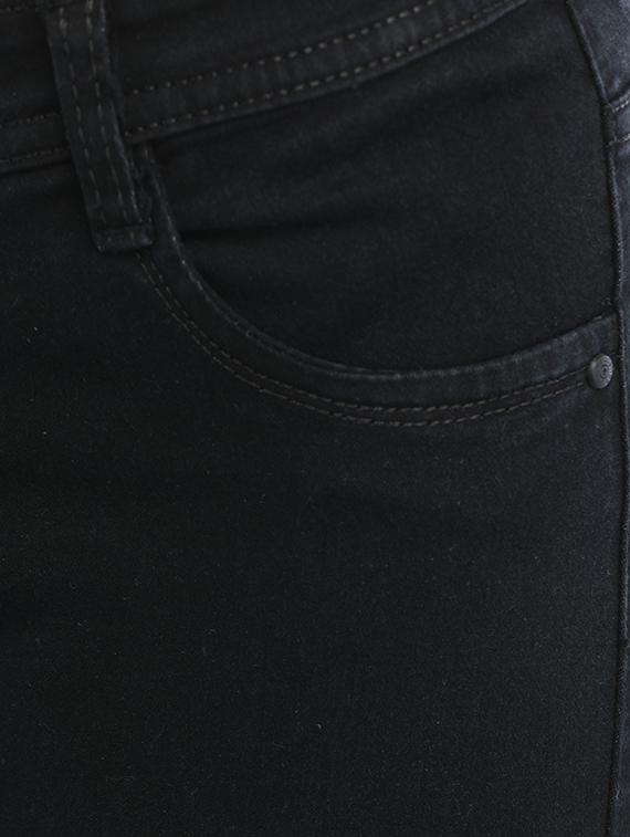 black denim knee slit jeans - 14985289 - Zoom Image - 5