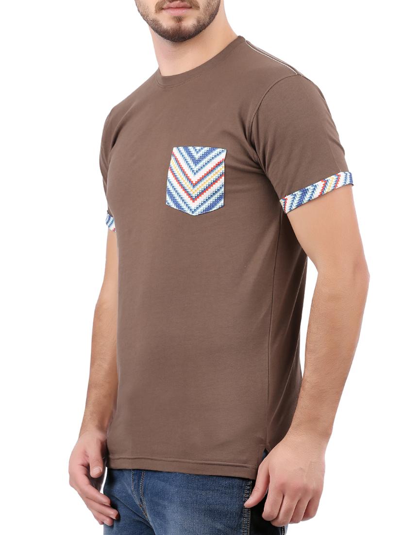 brown cotton pocket tees tshirt - 15032384 - Zoom Image - 2