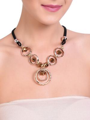 green metal short necklace - 15034014 - Standard Image - 2