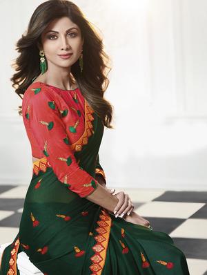 green chiffon printed saree with blouse - 15044943 - Standard Image - 2