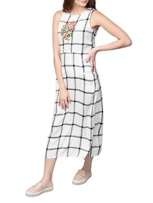 floral embroidered window pane maxi dress - 15052422 - Standard Image - 2