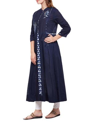 flared embroidered kurta - 15056050 - Standard Image - 2