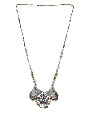 tribal necklace - 15079248 - Standard Image - 2