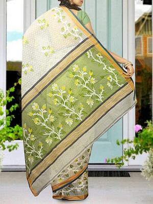 contrast pallu floral jamdani saree - 15116725 - Standard Image - 2