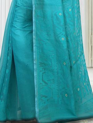 turquoise cotton silk jamdani saree - 15118417 - Standard Image - 2
