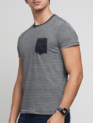 black cotton pocket t-shirt - 15118528 - Standard Image - 2
