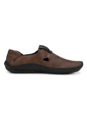 brown leatherette back strap sandals - 15121090 - Standard Image - 2