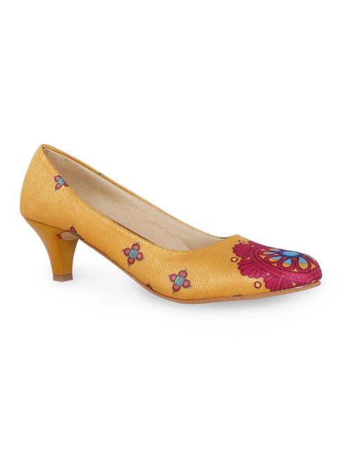 yellow slip on pump - 15163646 - Standard Image - 1