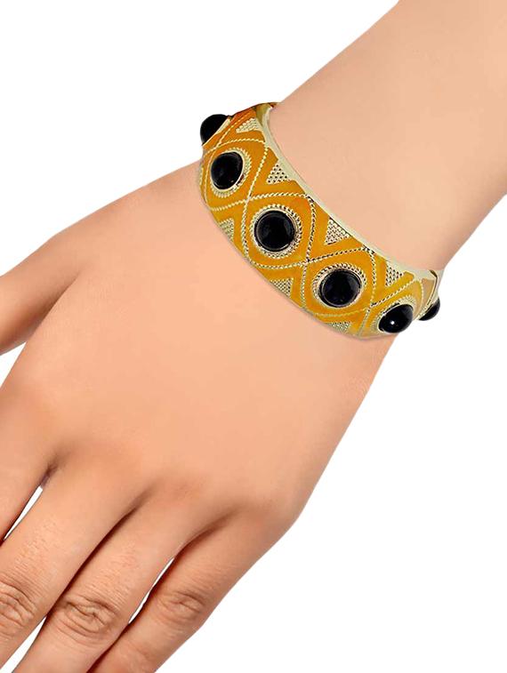 Kada style bracelet - 15186296 - Zoom Image - 2