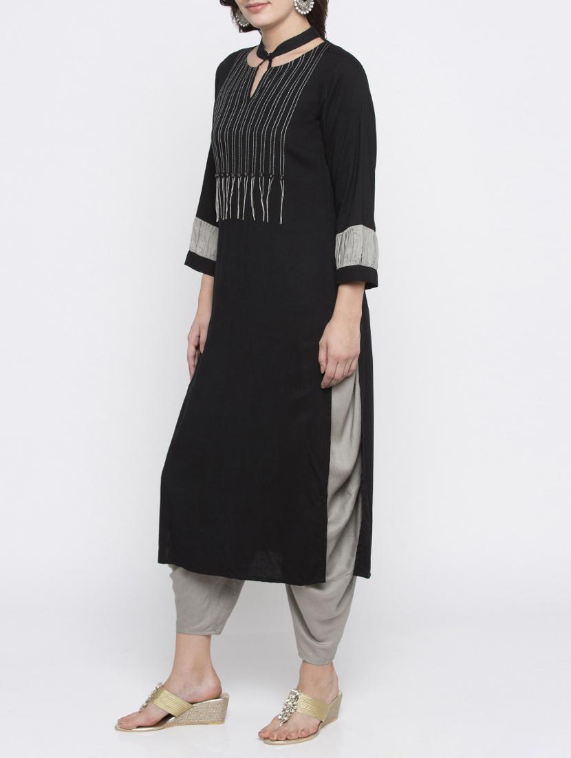 straight embroidered kurta - 15187217 - Zoom Image - 2