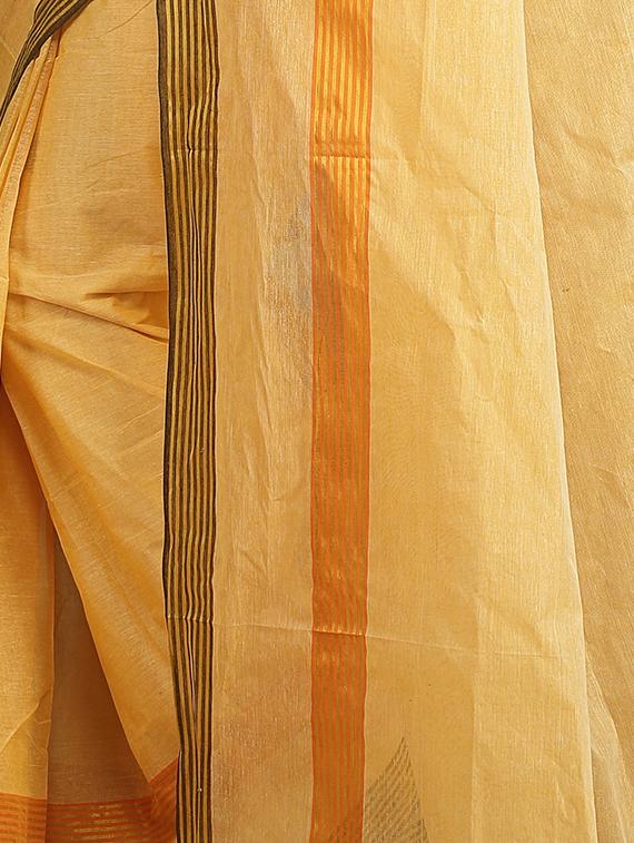 yellow cotton tant saree - 15232053 - Zoom Image - 2