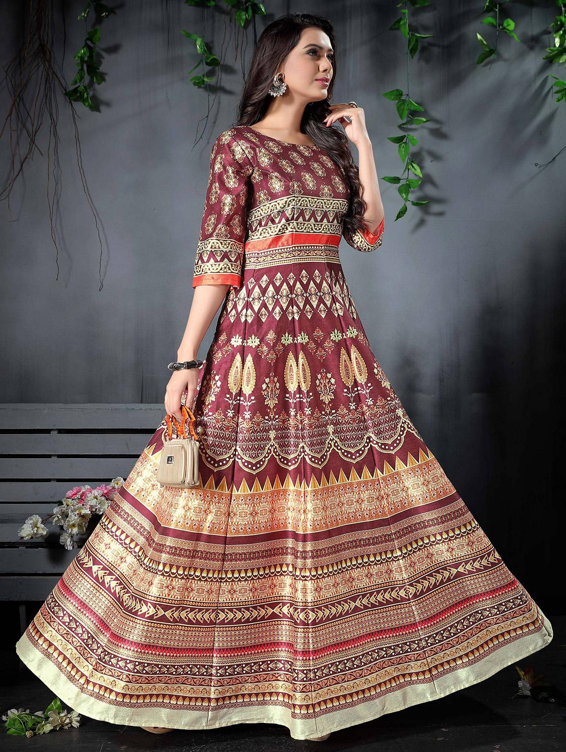 red silk flared gown - 15237432 - Zoom Image - 2