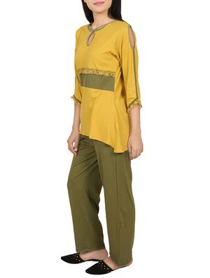key hole neck top with pajama set - 15240894 - Standard Image - 2