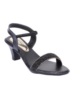 black faux leather back strap sandals - 15249508 - Standard Image - 2