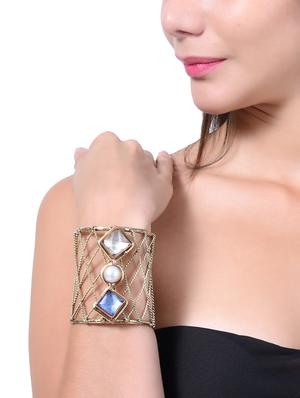 cuff bracelet - 15266738 - Standard Image - 2