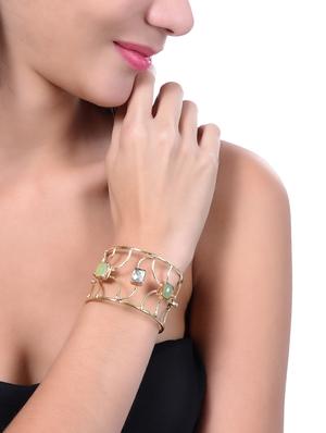 cuff bracelet - 15266743 - Standard Image - 2