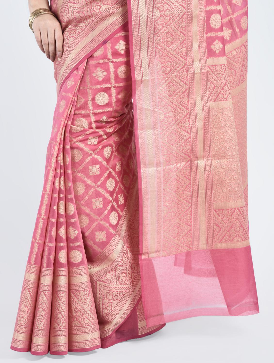 Zari motif Banarasi Saree - 15268432 - Zoom Image - 2
