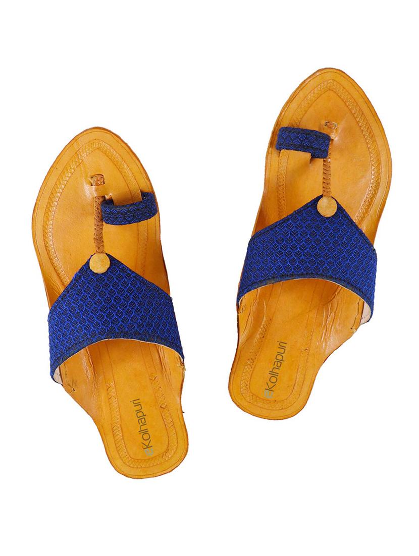 blue one toe kolhapuri - 15272211 - Zoom Image - 5