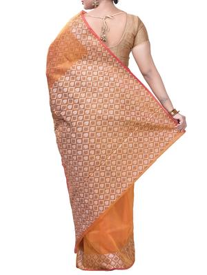 Contrast bordered saree with blouse - 15293216 - Standard Image - 2