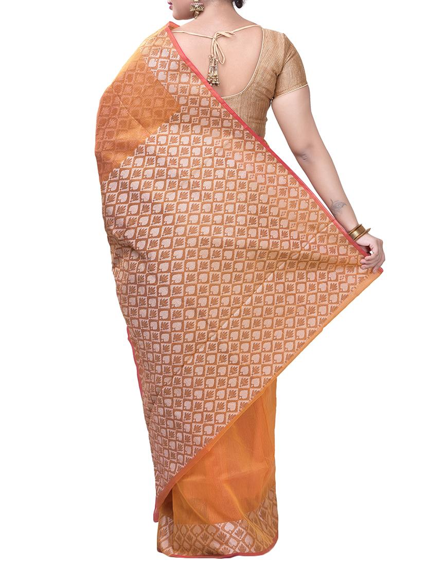 Contrast bordered saree with blouse - 15293216 - Zoom Image - 2