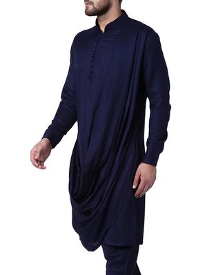 navy blue solid long kurta - 15296455 - Standard Image - 2