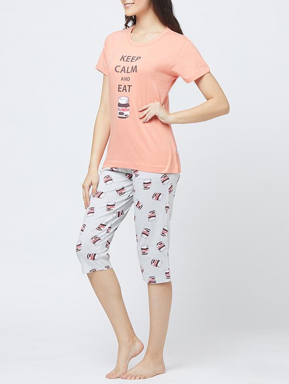quirky top with capri set - 15301280 - Zoom Image - 2