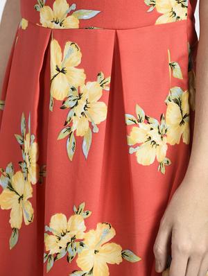 mesh yoke floral pleated dress - 15316366 - Standard Image - 5
