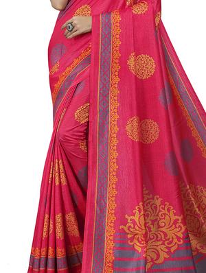 contrast bordered printed saree with blouse - 15319304 - Standard Image - 2