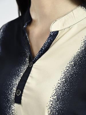 printed band collar top - 15334822 - Standard Image - 5