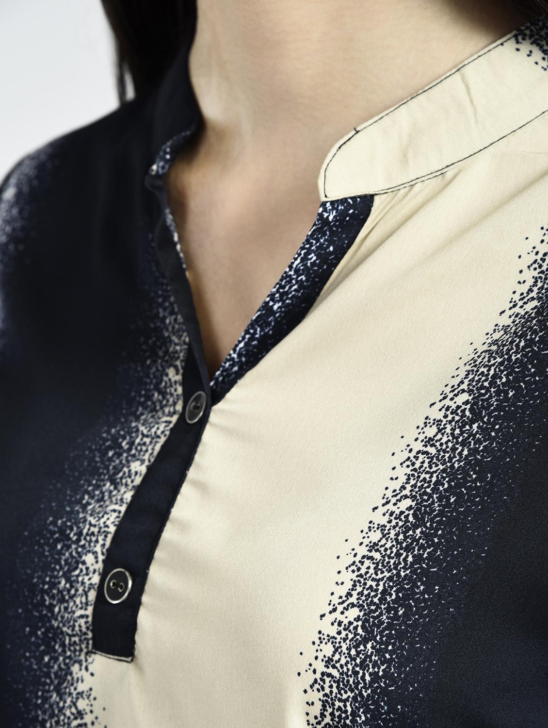 printed band collar top - 15334822 - Zoom Image - 5