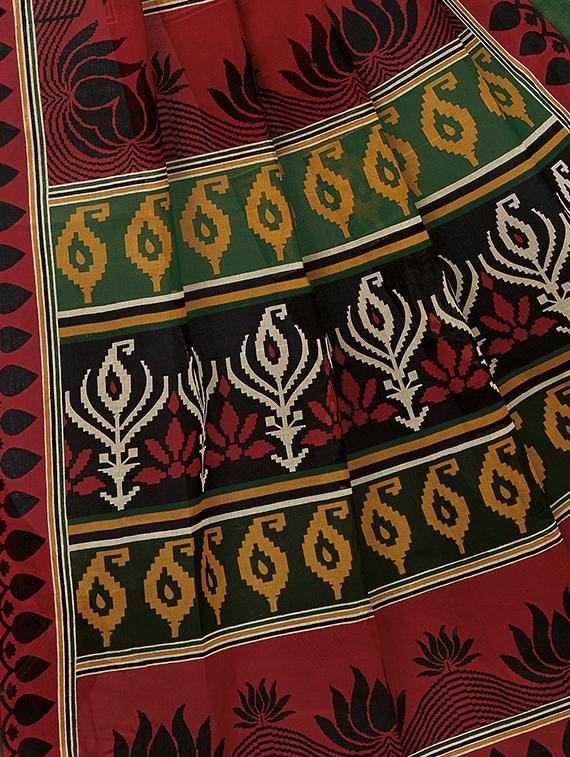 chevron printed saree with blouse - 15337215 - Zoom Image - 2