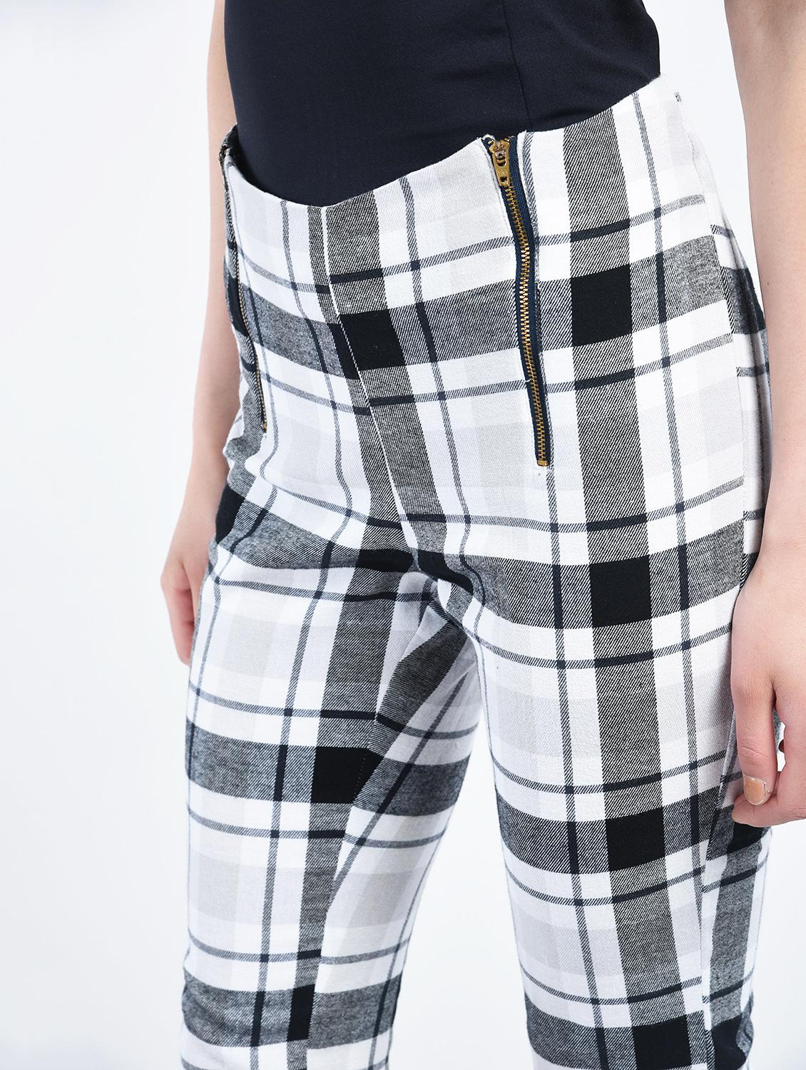 flat front checkered trouser - 15337576 - Zoom Image - 2