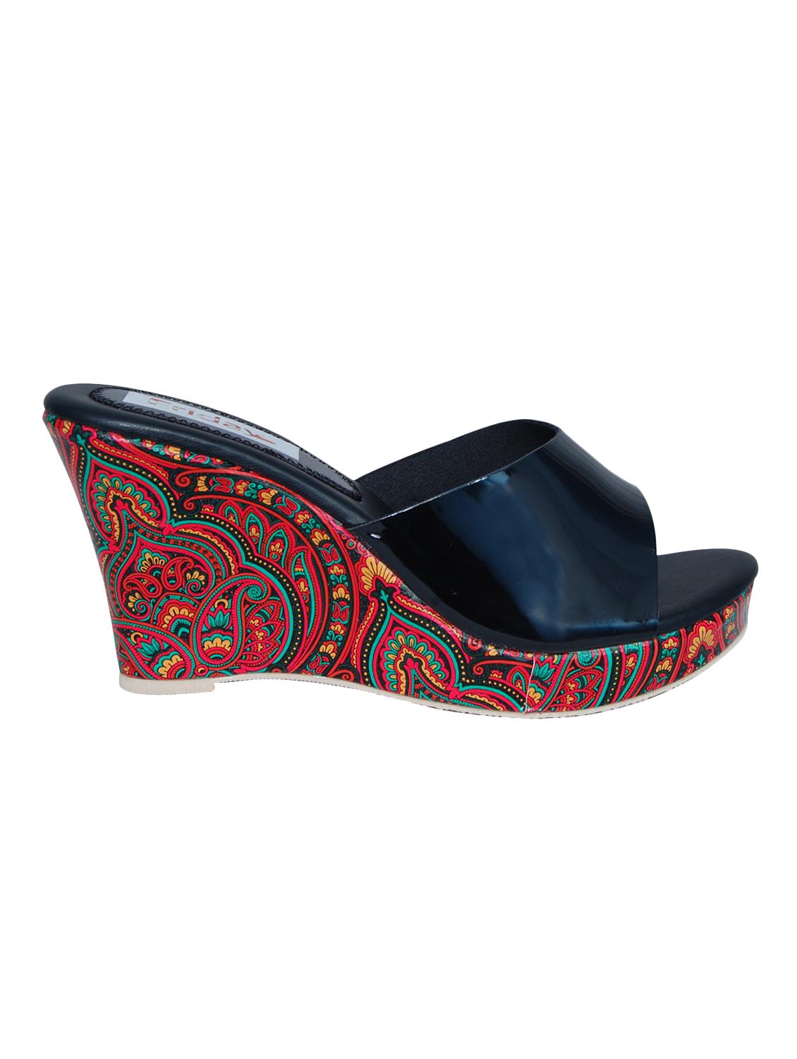 black slip on wedge - 15338218 - Zoom Image - 2
