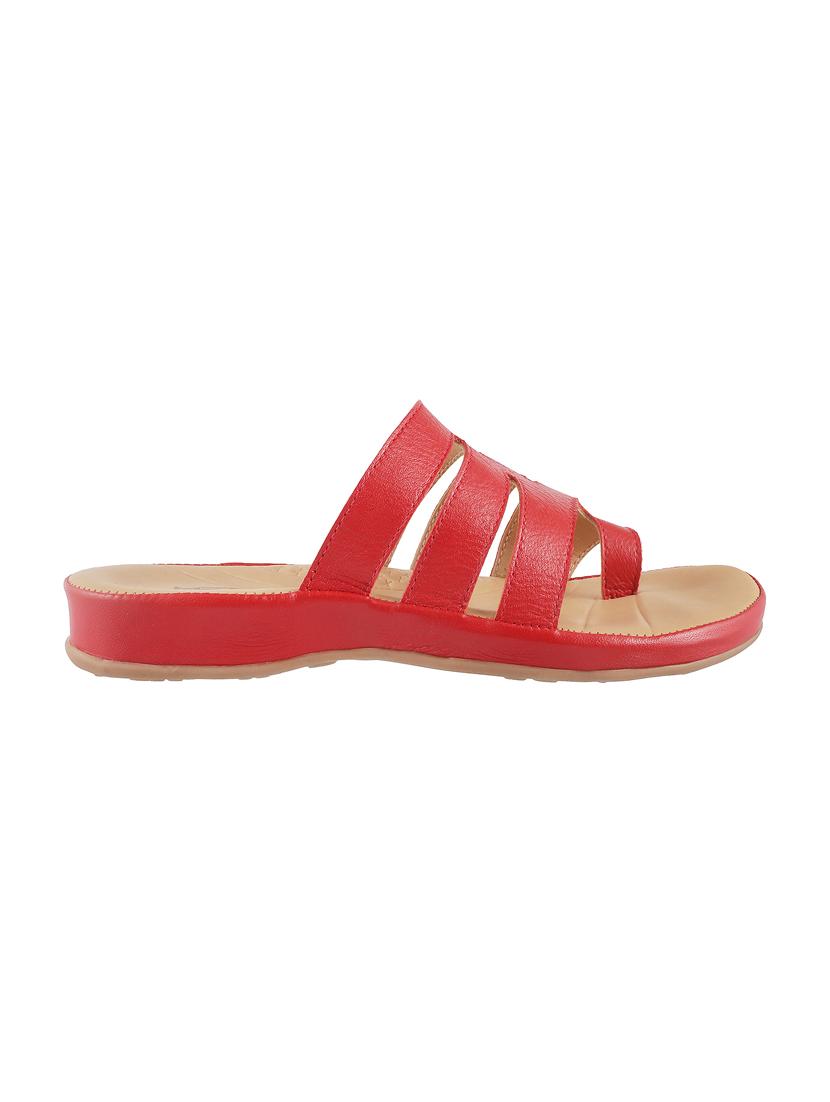 red faux leather toe separator sandals - 15339547 - Zoom Image - 2