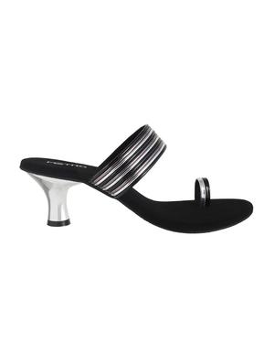 black one toe sandals - 15339964 - Standard Image - 2