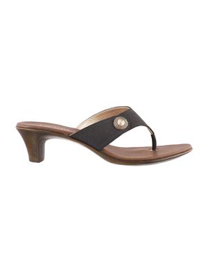 black toe separator sandals - 15339999 - Standard Image - 2