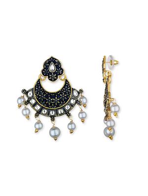 gold metal drop earring - 15363222 - Standard Image - 2