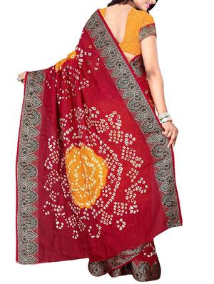 Delicate zari bordered bandhani saree with blouse - 15413683 - Standard Image - 2