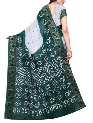 Delicate Golden bordered bandhani saree with blouse - 15413719 - Standard Image - 2