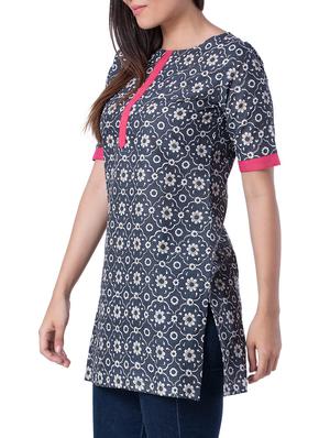 grey cotton straight kurti - 15417901 - Standard Image - 2