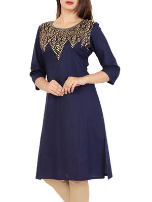 straight Embroidered kurta - 15418143 - Standard Image - 2