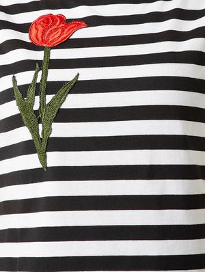 rose patch striped boxy top - 15419066 - Standard Image - 5